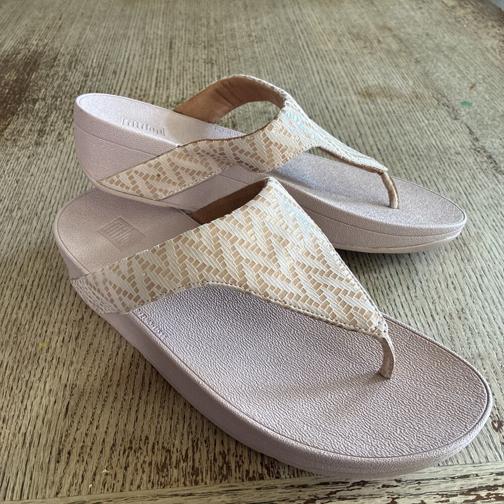 FitFlop Womens Sandal Lottie Oyster Pink Leather Toe-Post Thong Wedge NEW
